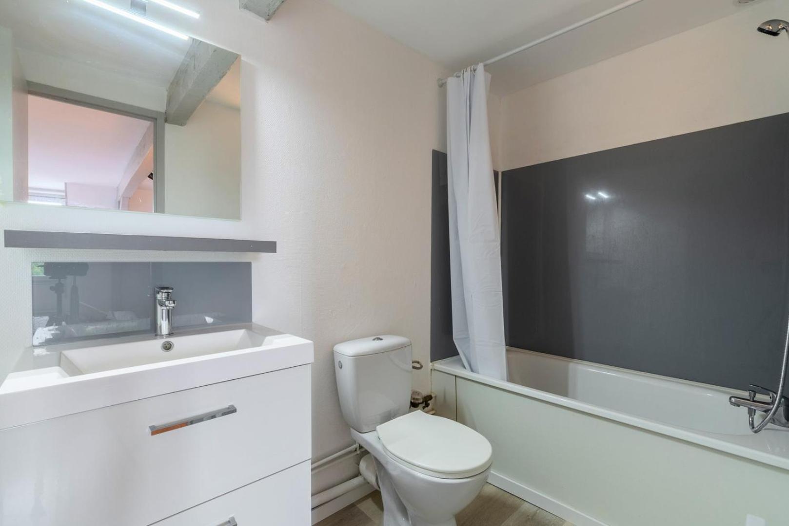 Functional And Equipped Appartement *