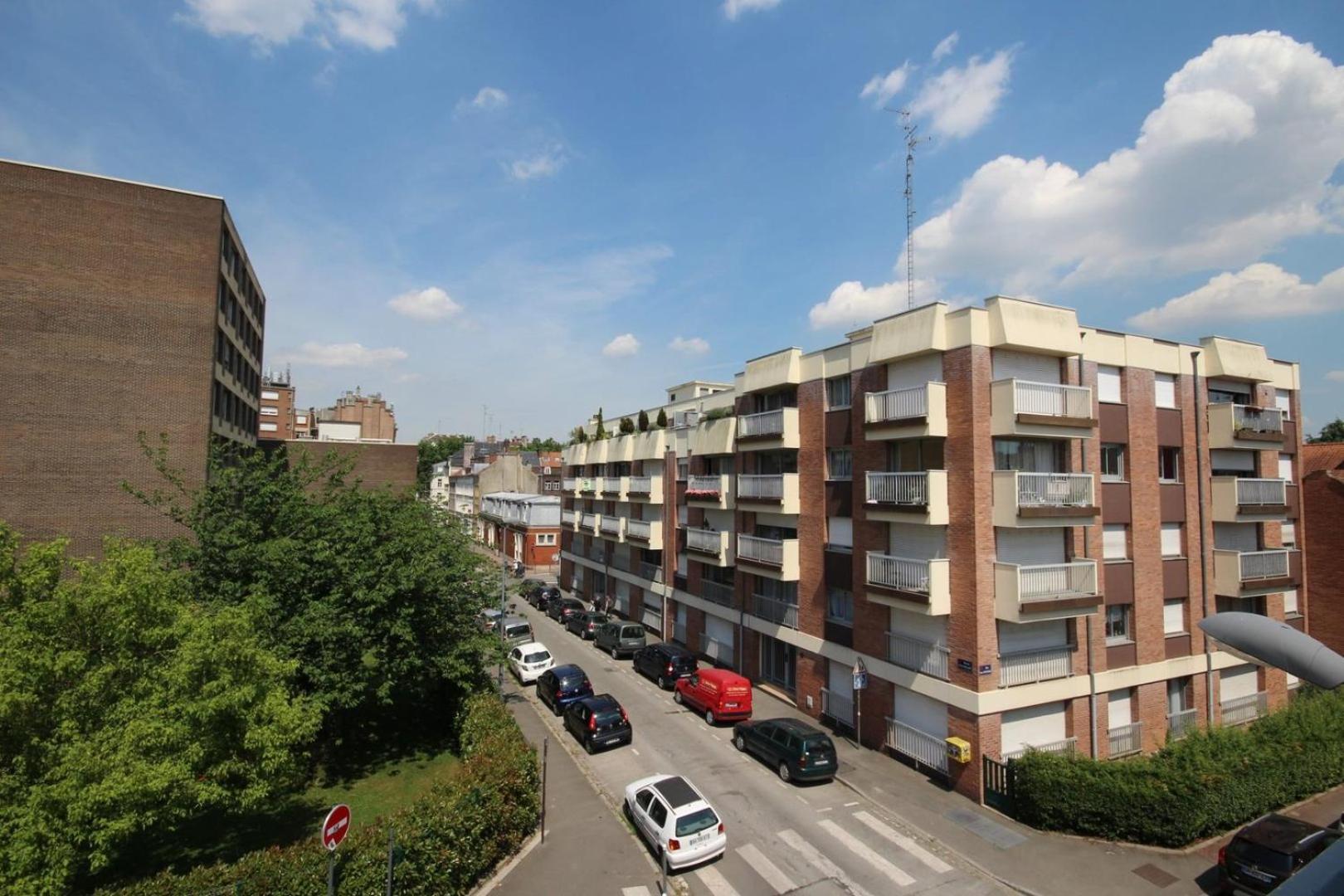 Appartement Functional And Equipped *
